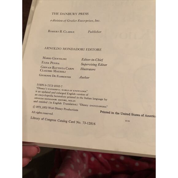 Disney’s Wonderful World of Knowledge Inventions Hardcover‎ Book kids children - Picture 4 of 4